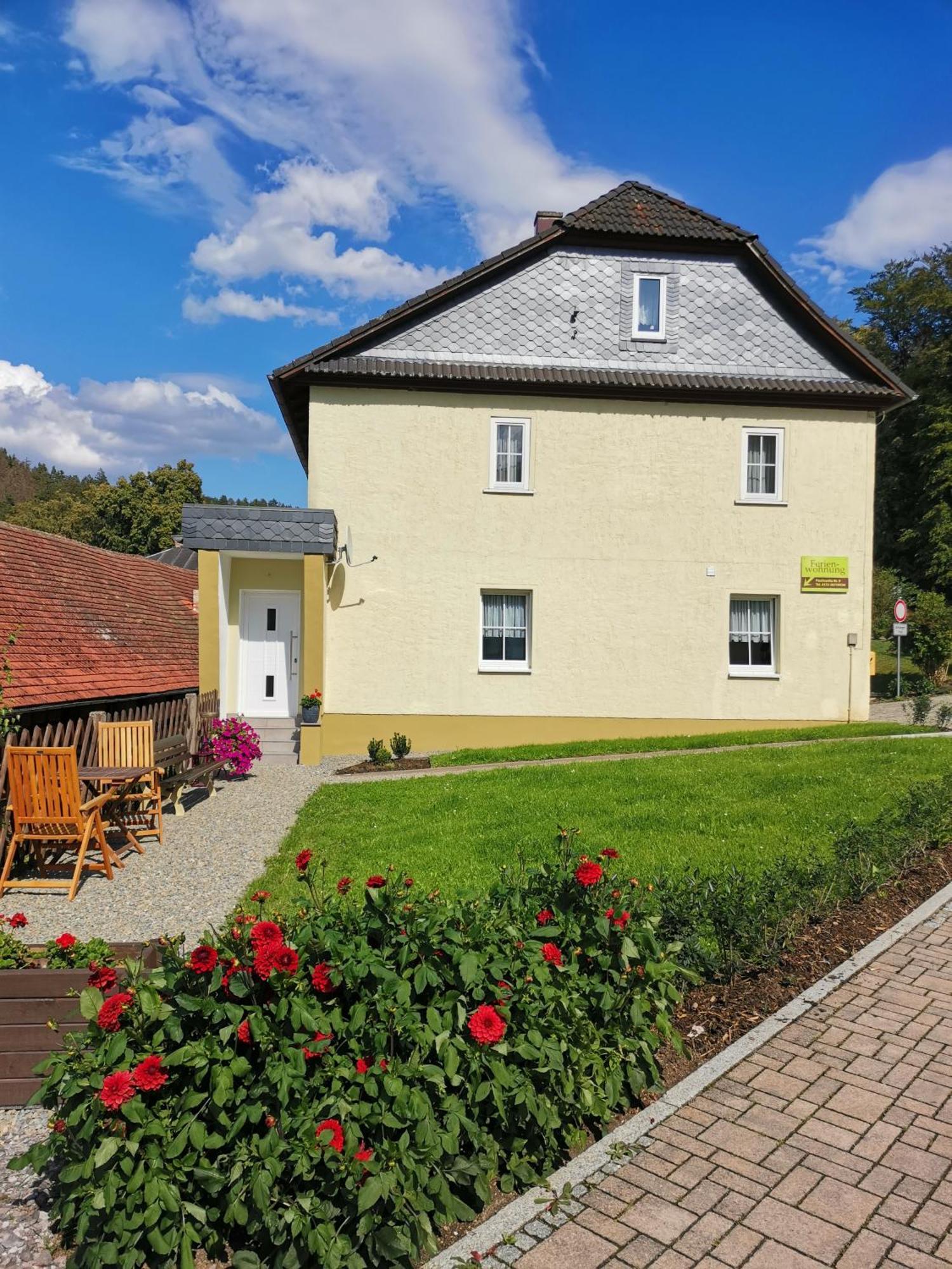 Ferienwohnung Paulinzella 9 Inklusive Parkplatz Und Wlan Exterior photo